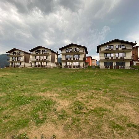 Вили Елеганс Сърница Ngoại thất bức ảnh
